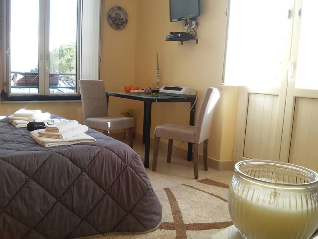 לינה וארוחת בוקר טאורמינה Casa Lanfranchi חדר תמונה